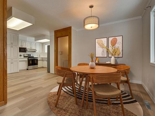 8314 165 Street, Edmonton, AB - Indoor Photo Showing Dining Room