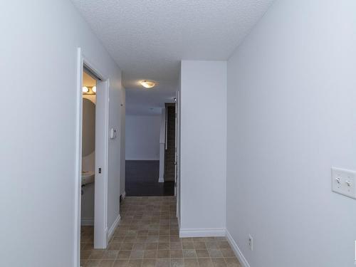 121 12050 17 Avenue, Edmonton, AB - Indoor Photo Showing Other Room