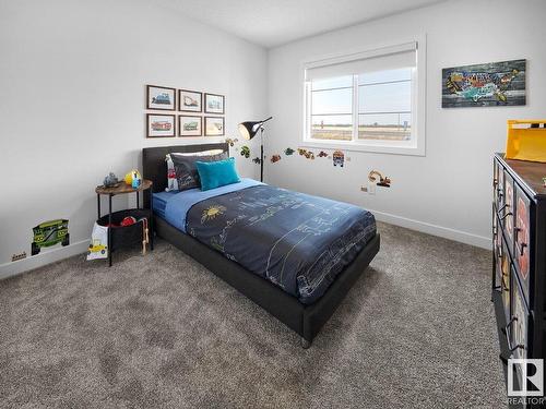 16808 33 Avenue, Edmonton, AB - Indoor Photo Showing Bedroom