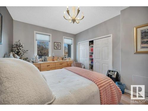 4 4908 43 Street, Legal, AB - Indoor Photo Showing Bedroom