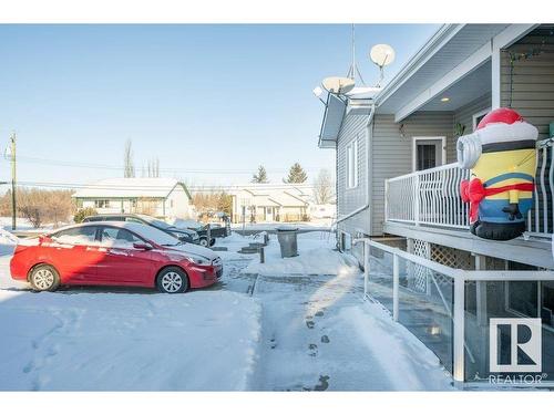 4 4908 43 Street, Legal, AB - Outdoor