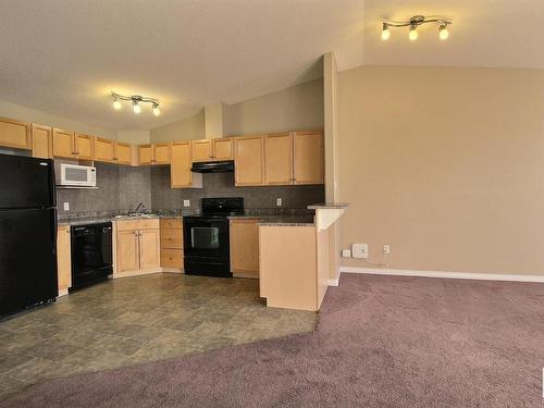 410 111 Edwards Drive, Edmonton, AB - Indoor Photo Showing Kitchen