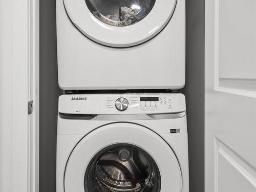 2831 152 Avenue Nw, Edmonton, AB - Indoor Photo Showing Laundry Room