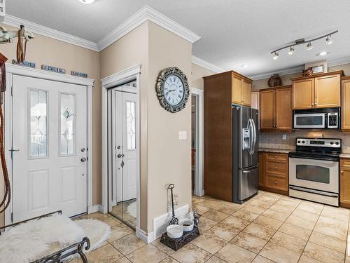 7 13808 155 Avenue, Edmonton, AB - Indoor Photo Showing Kitchen