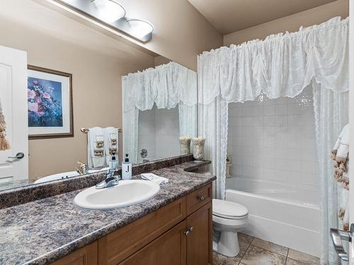 7 13808 155 Avenue, Edmonton, AB - Indoor Photo Showing Bathroom