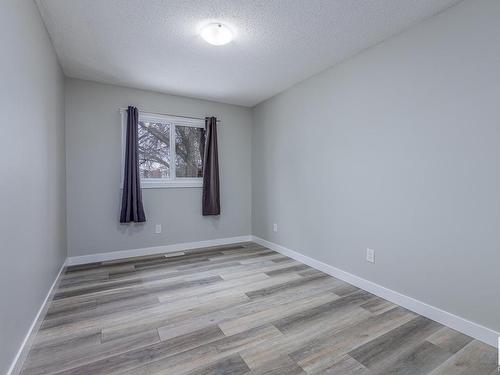 204 Centennial Court Nw, Edmonton, AB - Indoor Photo Showing Other Room