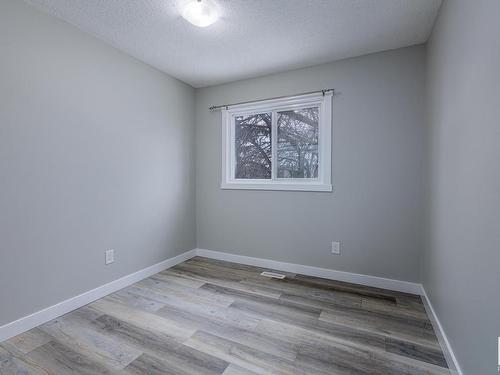 204 Centennial Court Nw, Edmonton, AB - Indoor Photo Showing Other Room