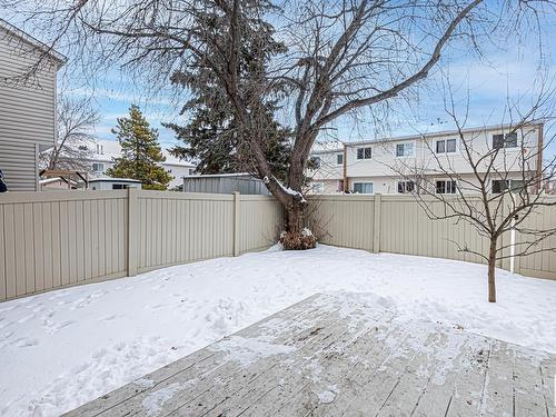 204 Centennial Court Nw, Edmonton, AB - Outdoor