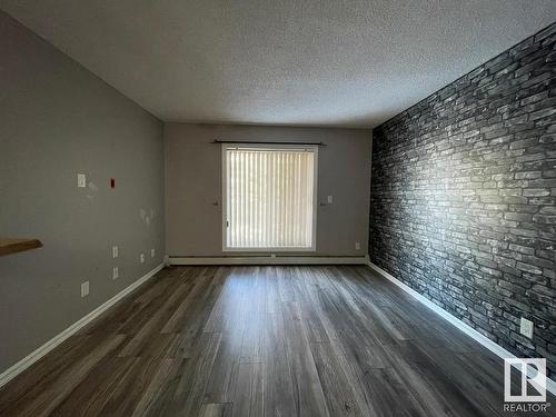 213 15211 139 Street, Edmonton, AB - Indoor Photo Showing Other Room