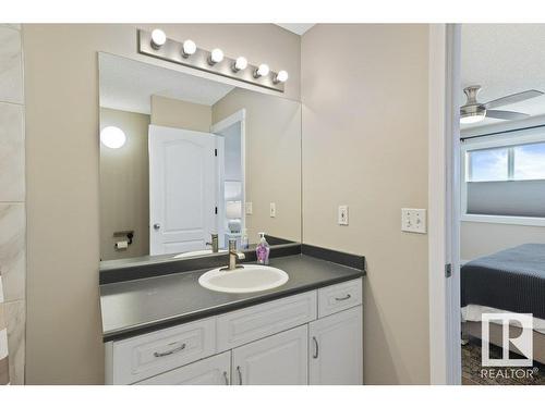 14957 135 Street, Edmonton, AB - Indoor Photo Showing Bathroom