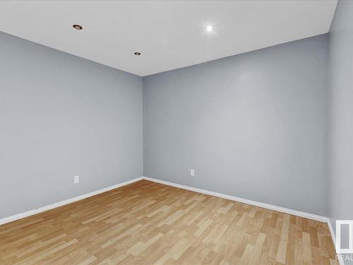 658 Lakewood Road, Edmonton, AB - Indoor Photo Showing Other Room