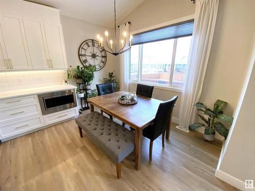 3 Holt Cove, Spruce Grove, AB - Indoor Photo Showing Dining Room