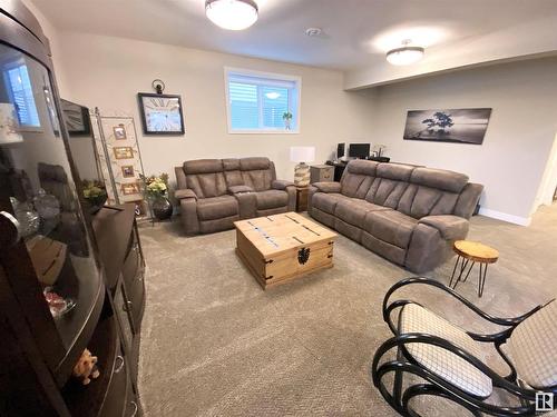 3 Holt Cove, Spruce Grove, AB - Indoor