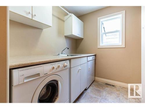 1021 Downey Way, Edmonton, AB - Indoor Photo Showing Laundry Room