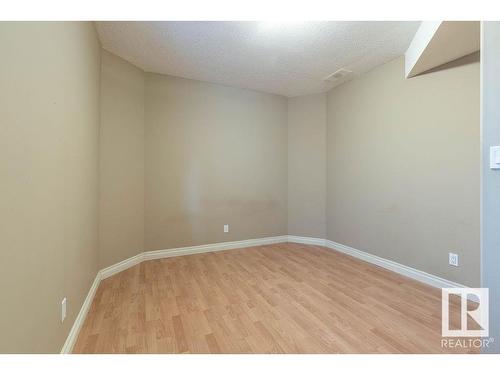 1021 Downey Way, Edmonton, AB - Indoor Photo Showing Other Room