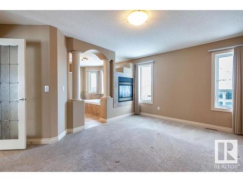 1021 Downey Way, Edmonton, AB - Indoor Photo Showing Other Room