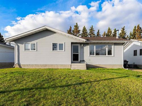 5816 51 Av, Redwater, AB 