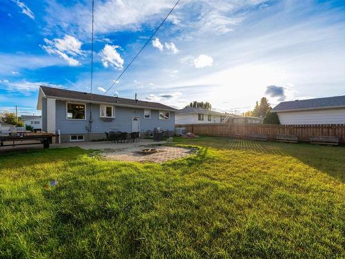 5816 51 Av, Redwater, AB 