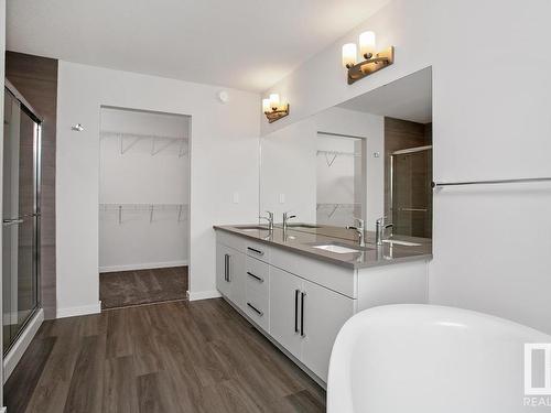 73 Chelles Wynd, St. Albert, AB - Indoor Photo Showing Bathroom