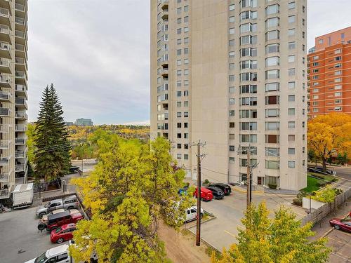 5A 10050 118 Street, Edmonton, AB - Outdoor With Facade