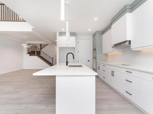 42 Wynn Road, Fort Saskatchewan, AB - Indoor Photo Showing Kitchen