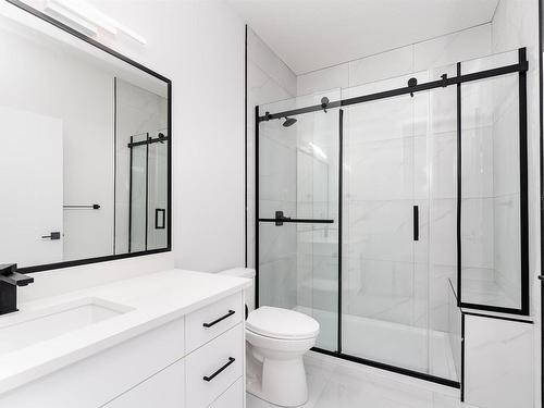 42 Wynn Road, Fort Saskatchewan, AB - Indoor Photo Showing Bathroom