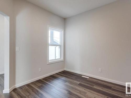 664 Kinglet Boulevard, Edmonton, AB - Indoor Photo Showing Other Room