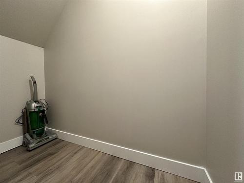 8420 117 Street, Edmonton, AB - Indoor Photo Showing Other Room