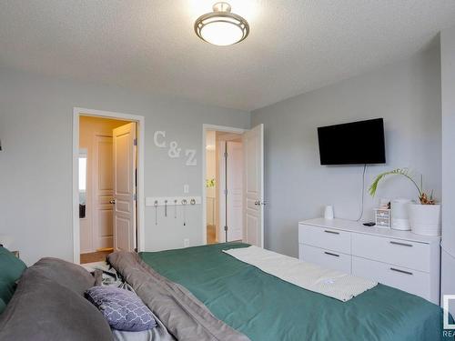 48 Vaughn Avenue, Spruce Grove, AB - Indoor Photo Showing Bedroom