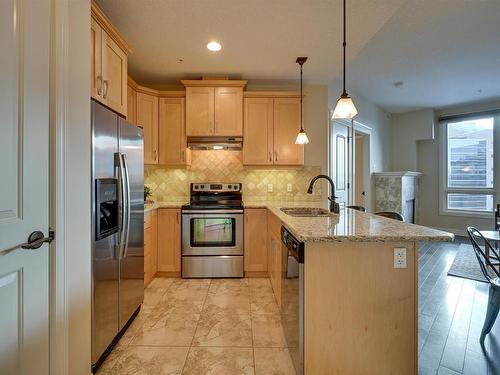 807 10142 111 Street, Edmonton, AB - Indoor Photo Showing Kitchen With Upgraded Kitchen