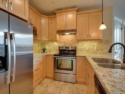 807 10142 111 Street, Edmonton, AB - Indoor Photo Showing Kitchen With Double Sink