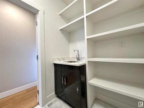 8422 117 Street, Edmonton, AB - Indoor With Storage