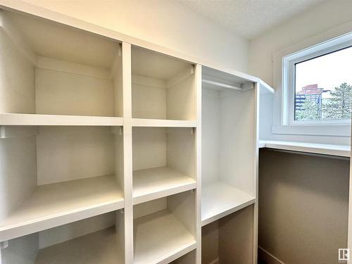 8422 117 Street, Edmonton, AB - Indoor With Storage