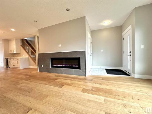 8422 117 Street, Edmonton, AB - Indoor With Fireplace