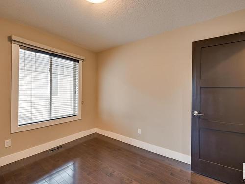 5258 Mullen Crest, Edmonton, AB - Indoor Photo Showing Other Room