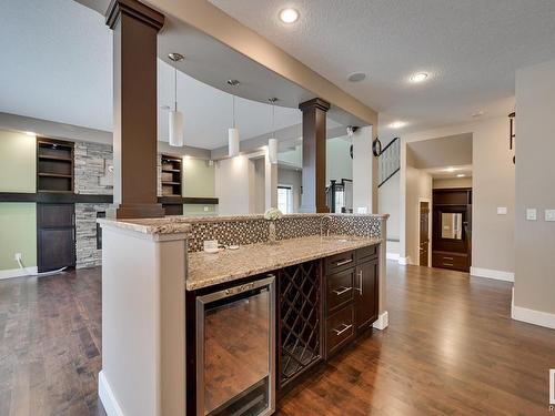 5258 Mullen Crest, Edmonton, AB - Indoor Photo Showing Kitchen With Upgraded Kitchen