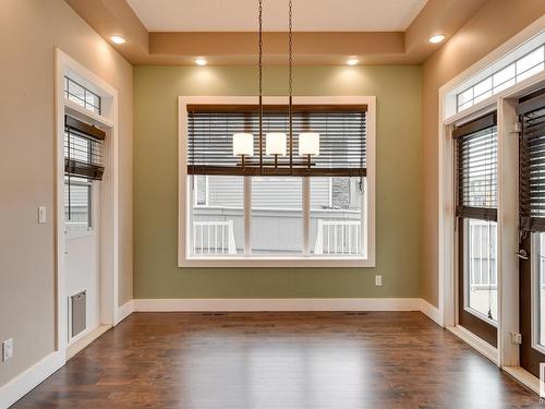 5258 Mullen Crest, Edmonton, AB - Indoor Photo Showing Other Room