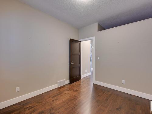 5258 Mullen Crest, Edmonton, AB - Indoor Photo Showing Other Room