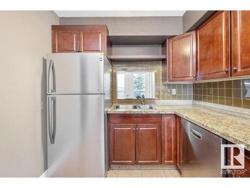 289 Grandin Village, St. Albert, AB - Indoor Photo Showing Kitchen With Double Sink