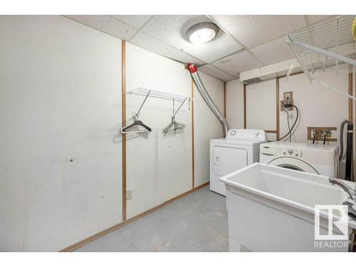 289 Grandin Village, St. Albert, AB - Indoor Photo Showing Laundry Room