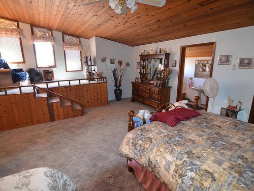 5326 Twp 571, Rural Lac Ste. Anne County, AB - Indoor Photo Showing Bedroom