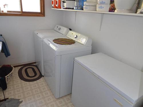 5326 Twp 571, Rural Lac Ste. Anne County, AB - Indoor Photo Showing Laundry Room