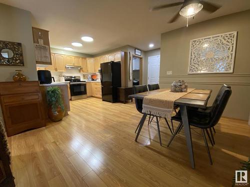 211 10935 21 Avenue, Edmonton, AB - Indoor Photo Showing Dining Room