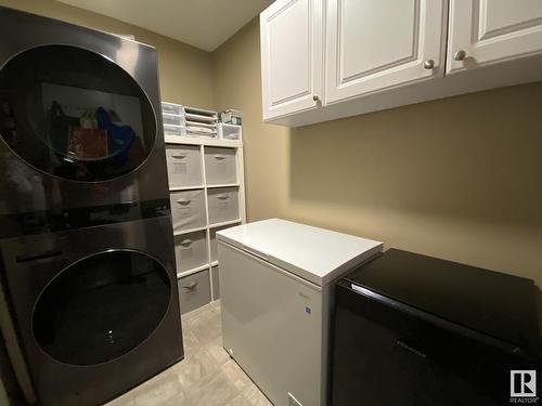 211 10935 21 Avenue, Edmonton, AB - Indoor Photo Showing Laundry Room