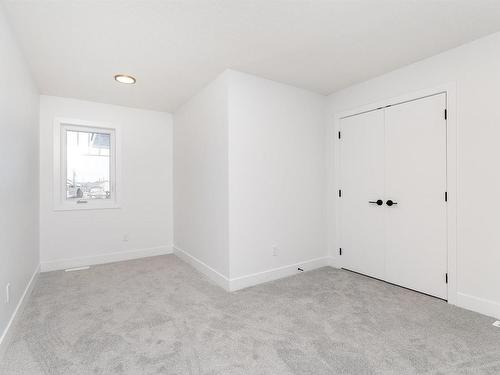 126 Graybriar Drive, Stony Plain, AB - Indoor Photo Showing Other Room