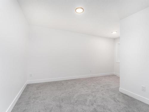 126 Graybriar Drive, Stony Plain, AB - Indoor Photo Showing Other Room