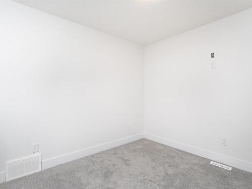 126 Graybriar Drive, Stony Plain, AB - Indoor Photo Showing Other Room