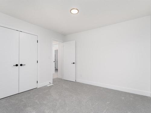 126 Graybriar Drive, Stony Plain, AB - Indoor Photo Showing Other Room