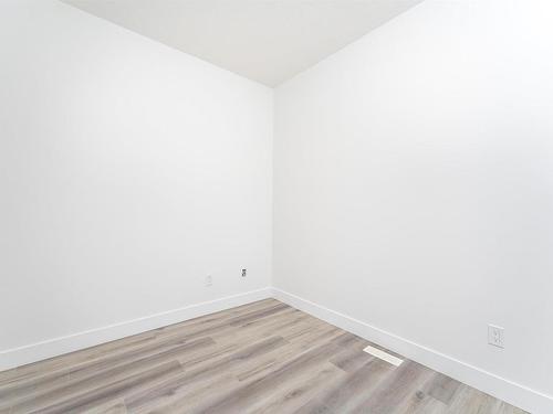 126 Graybriar Drive, Stony Plain, AB - Indoor Photo Showing Other Room