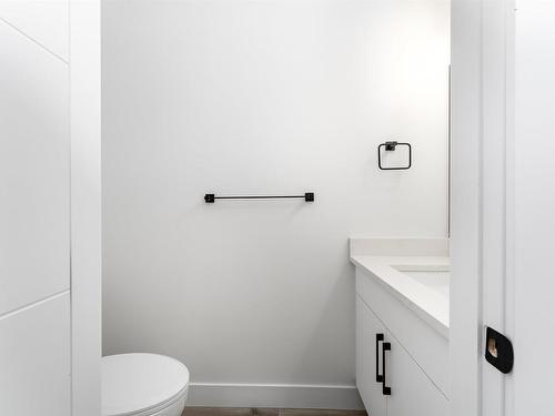 126 Graybriar Drive, Stony Plain, AB - Indoor Photo Showing Bathroom